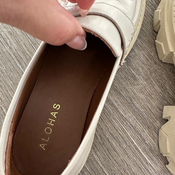 ALOHAS- WHITE CREAM LEATHER CHUNKY LOAFERS - 38 
Beige - Picture 5 of 8